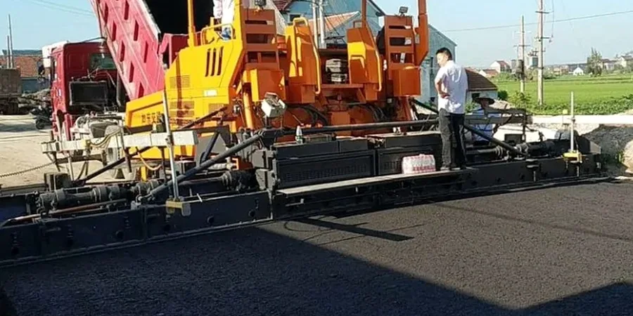 Bemessung flexibler Fahrbahnen in Mülheim: Normgerechte Dimensionierung für den Ruhrpott